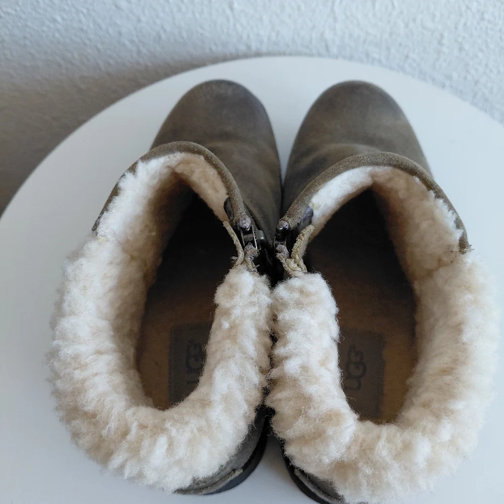 UGG Waterproof Leather Chelsea Zipper Ankle Booties